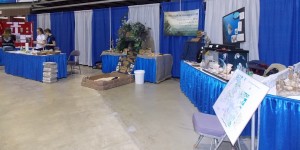 Overview of the booths.