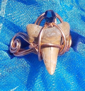 Shark Tooth Ring in Copper Accented with a Single Blue Swarovski Bead. 